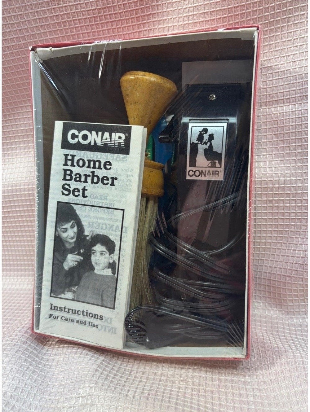15 - vintage Conair Home Barber Set